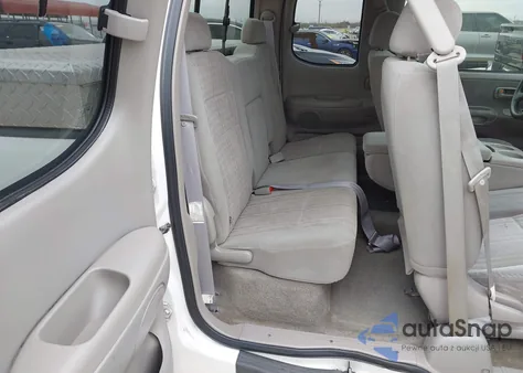 2004 Toyota Tundra Sr5 V8 из США, поврежденный, VIN 5TBRT34104S445949